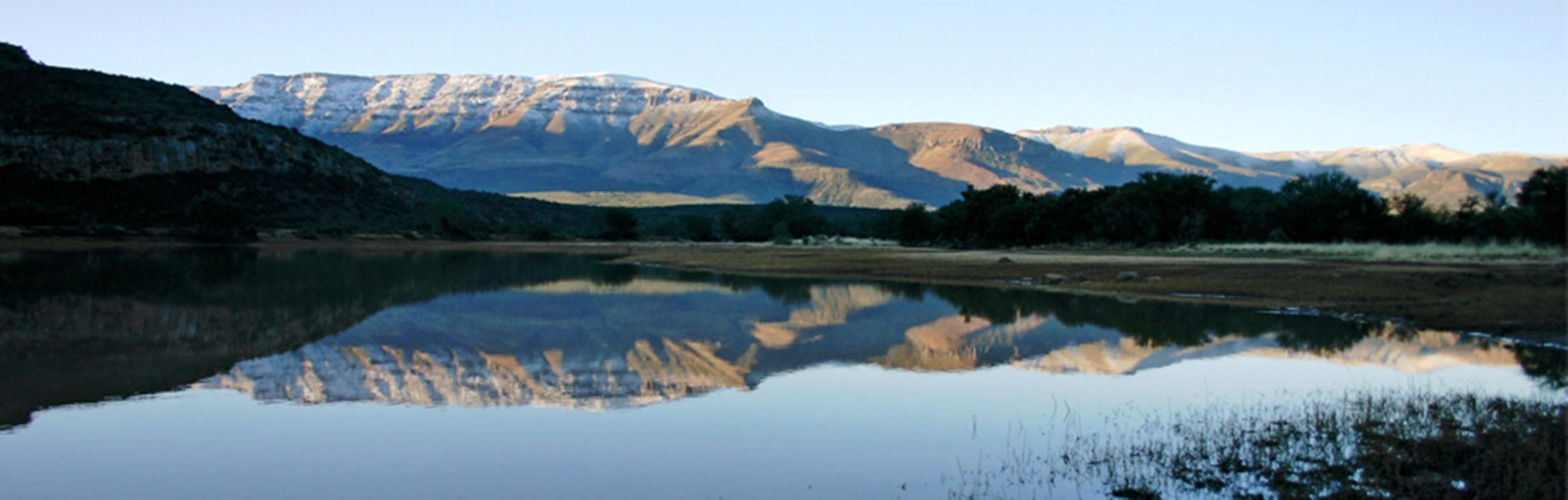 ホテル Mount Camdeboo Graaff-Reinet エクステリア 写真